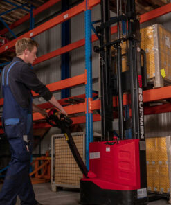 Electric-pallet-stackers-es-es-series-_optimized